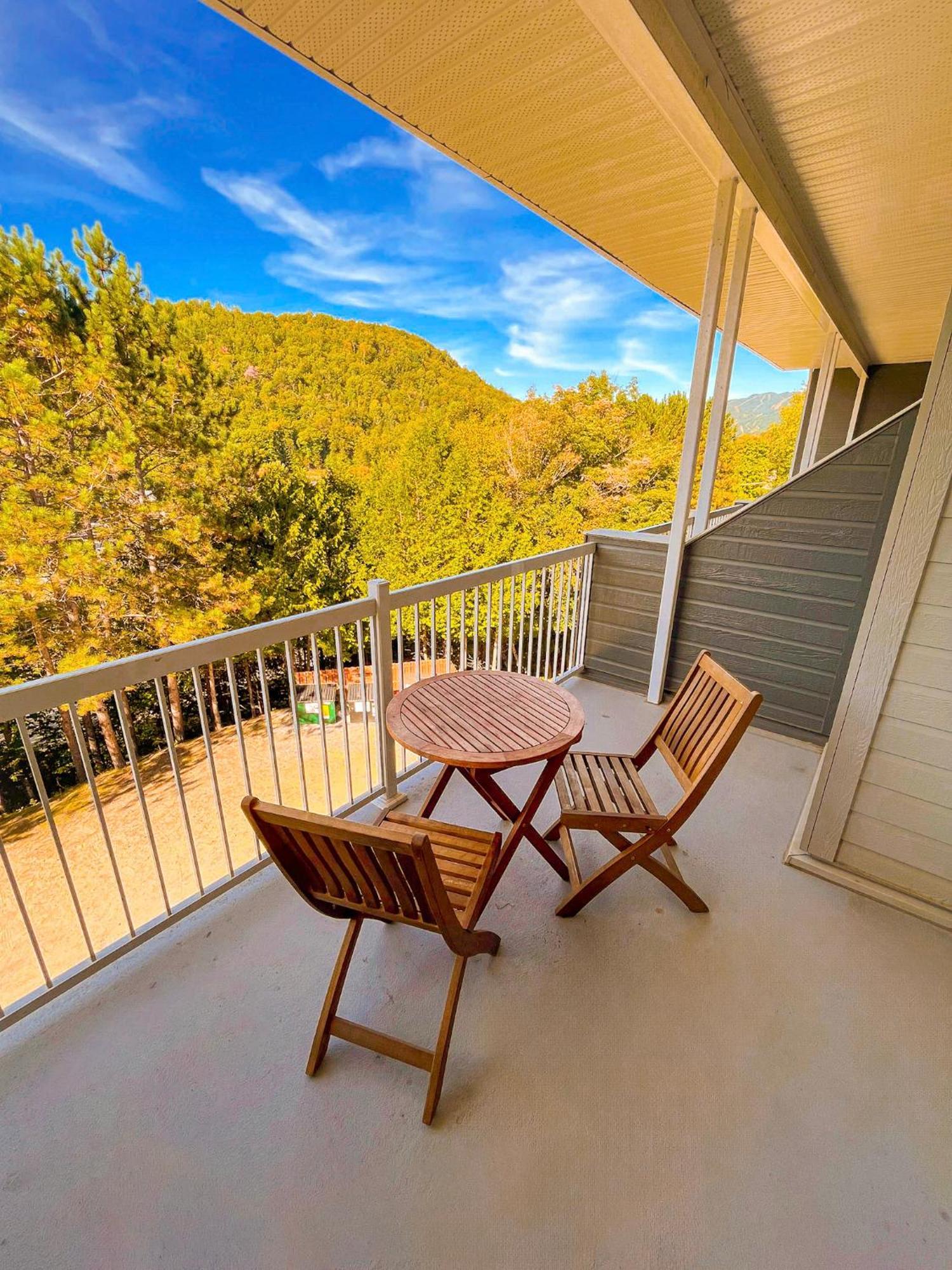 Condo Moderne, Escapade Vacance, Vue Sur Montagnes Exterior photo