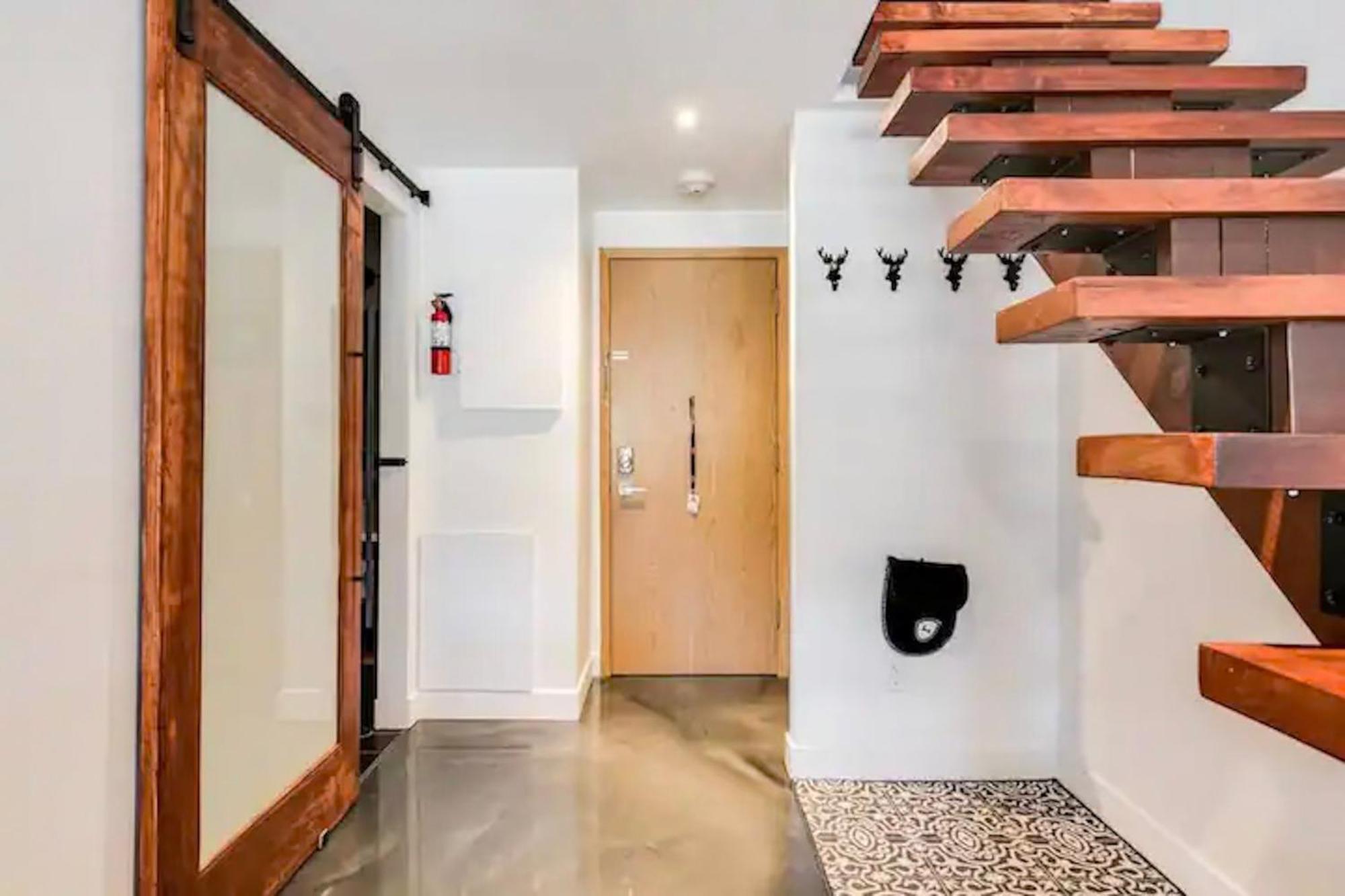 Condo Moderne, Escapade Vacance, Vue Sur Montagnes Exterior photo